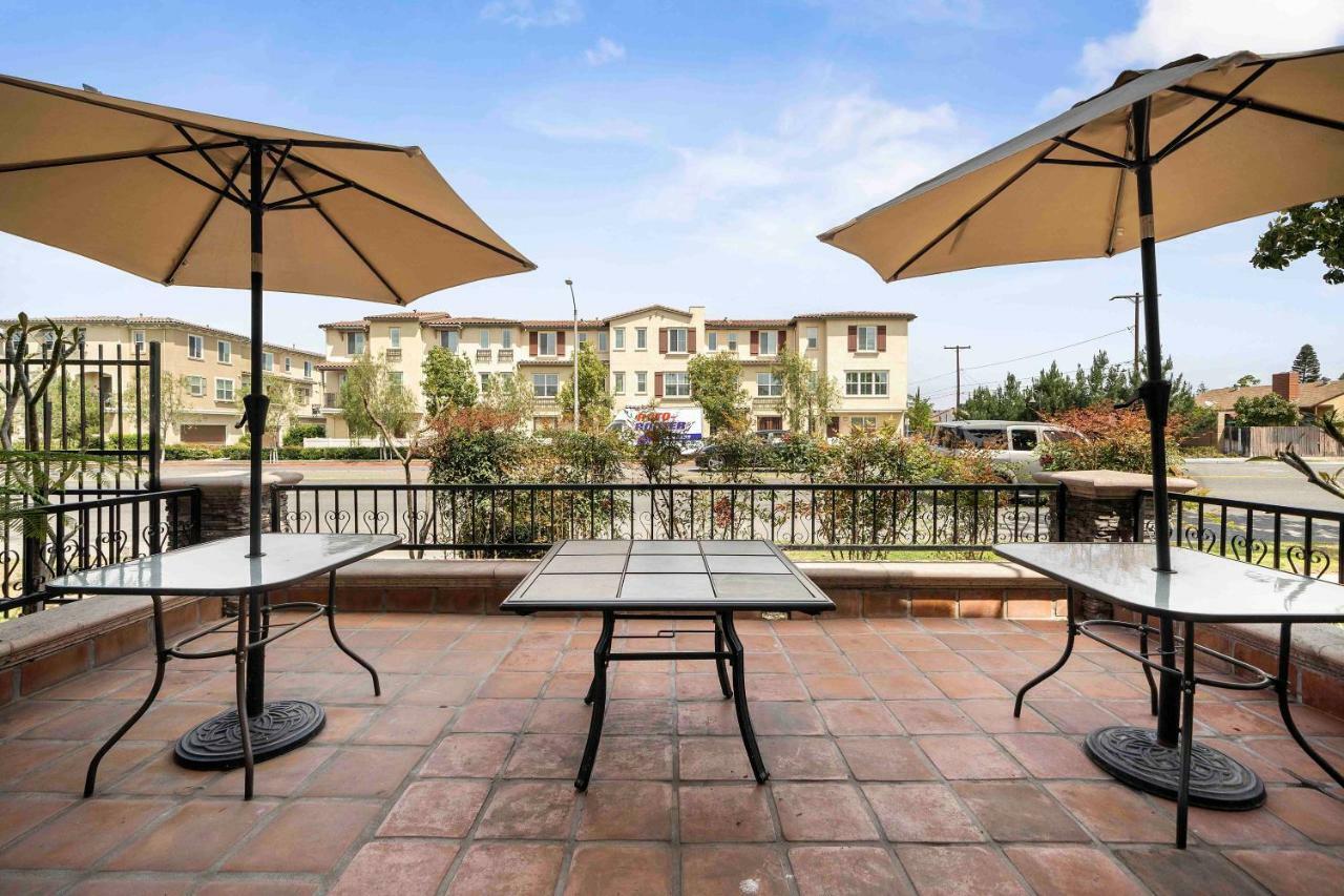 The Lemon Tree Hotel Anaheim Eksteriør bilde